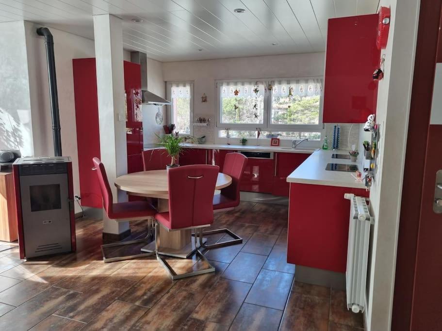 Appartement Chaleureux Et Confortable Avec Sauna.. Le Chenit Luaran gambar